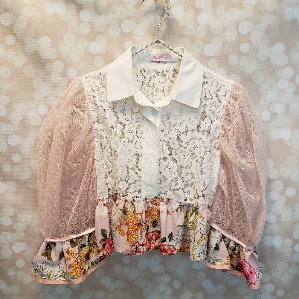 Peach Mint Tea Lace Crop Top